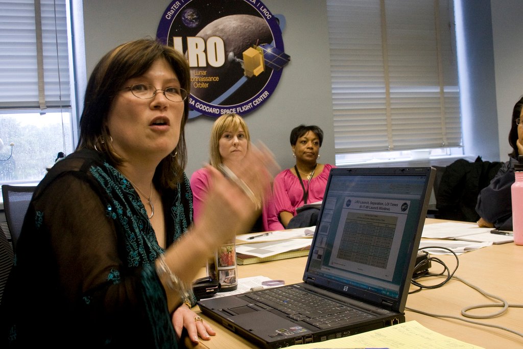 LRO Deputy Project Manager Cathie Peddie LRO Deputy Project Manager Cathie Peddie